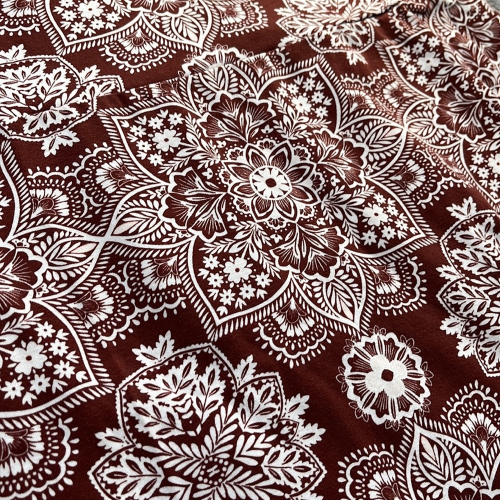 Skirt - Picture 2 of 6
